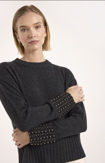 Brodie Cashmere Ellie Pearl Detail Sweater - Charcoal