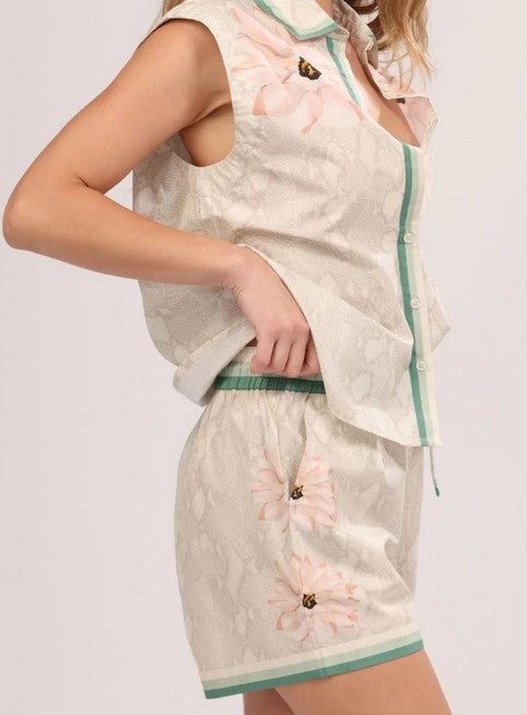 Las Surenas Skin Flower Shorts