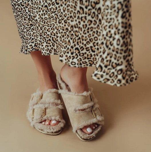 Solei Sea Birch Fur Flip Flops - Cream